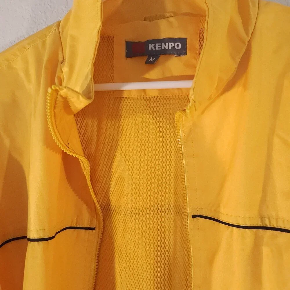 BRIGHT YELLOW WINDBREAKER MEDIUM VINTAGE RARE A MUST HAVE - Picture 7 of 15